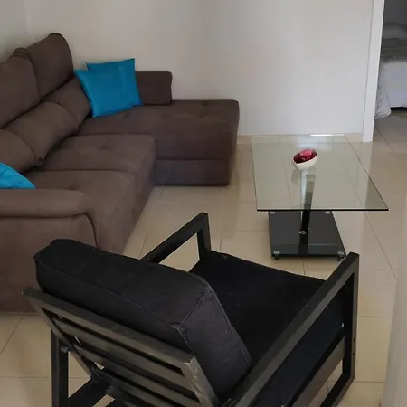 Apartamento Da Rocha, Casa Junto A Fortaleza. *
